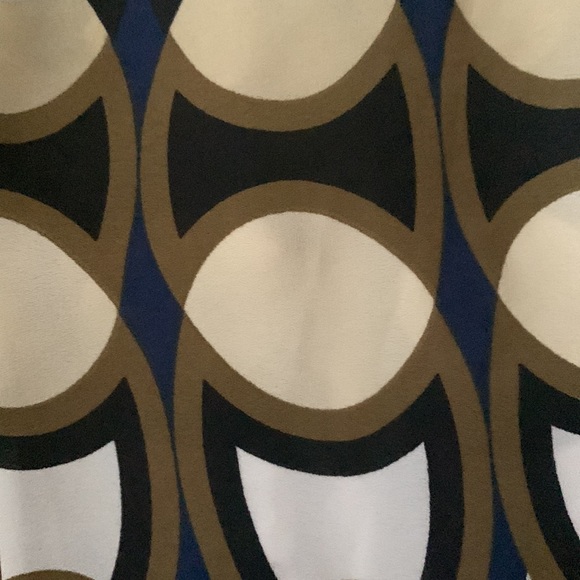 H and M Abstract patterned midi skirt - Picture 3 of 8